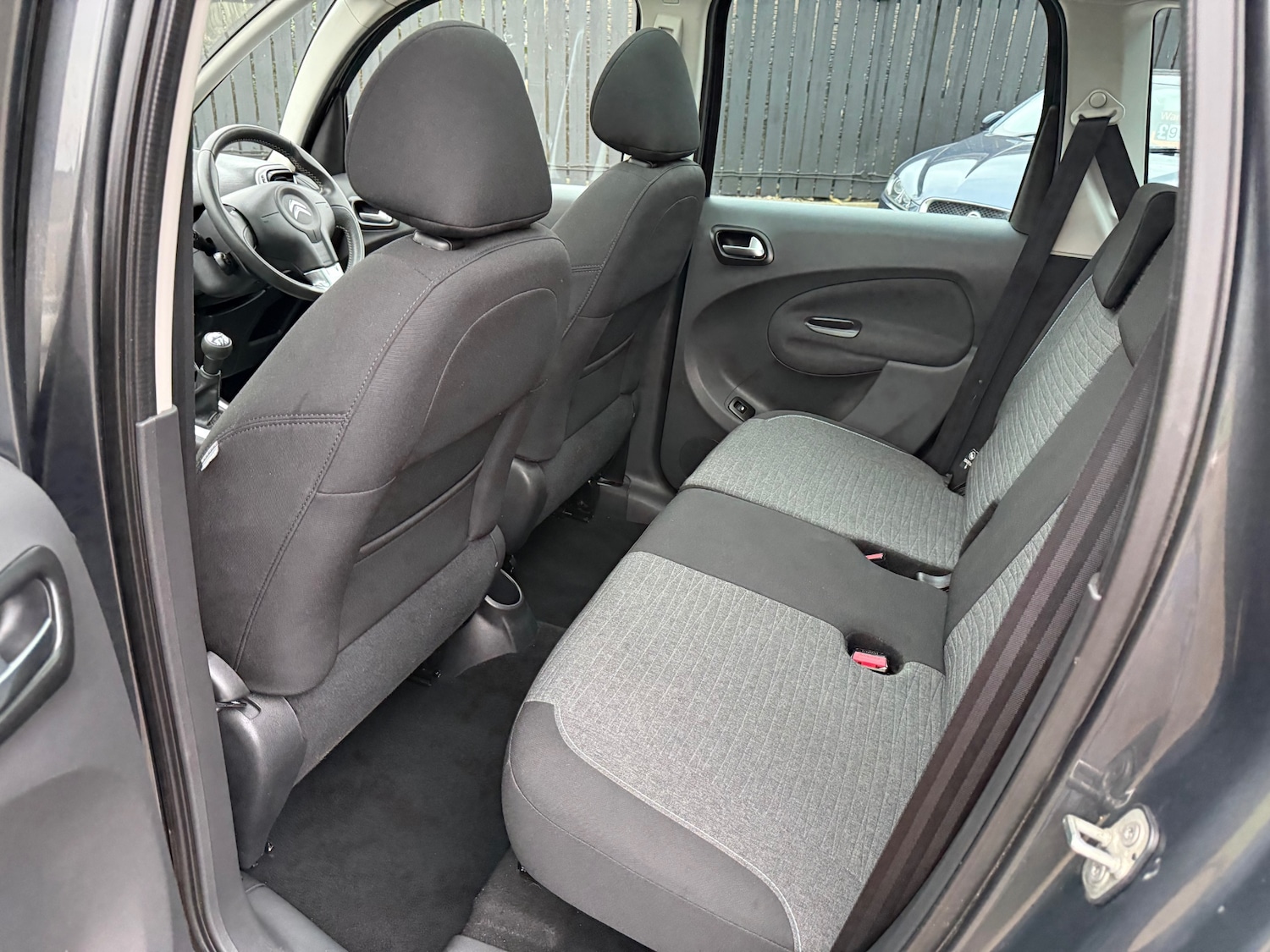 Used Citroen C3 Picasso 2015 for sale - 76947046: Photo 26