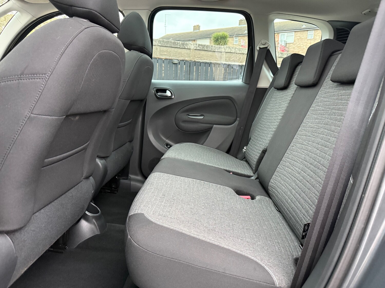 Used Citroen C3 Picasso 2015 for sale - 76947046: Photo 27