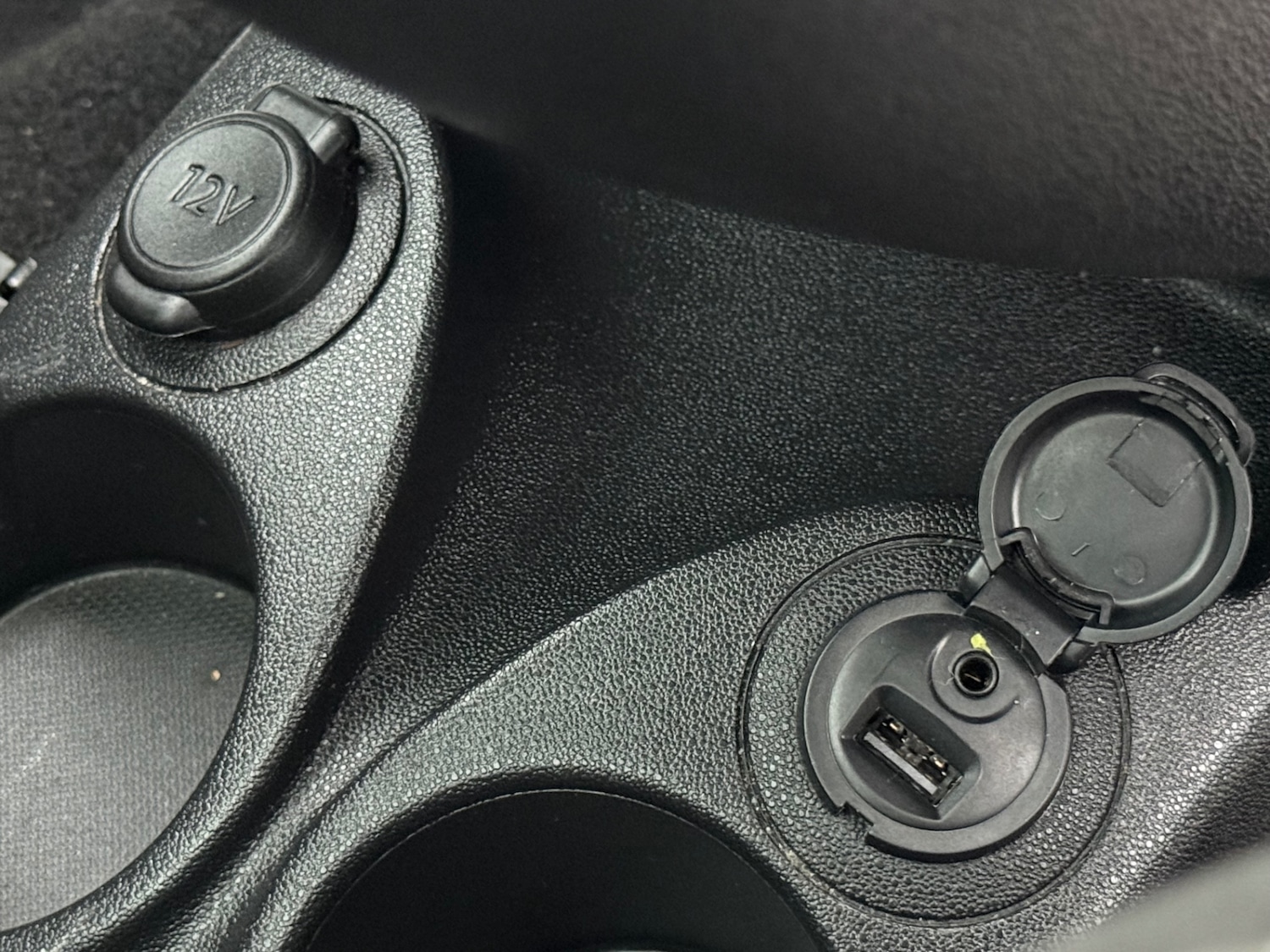 Used Citroen C3 Picasso 2015 for sale - 76947046: Photo 48