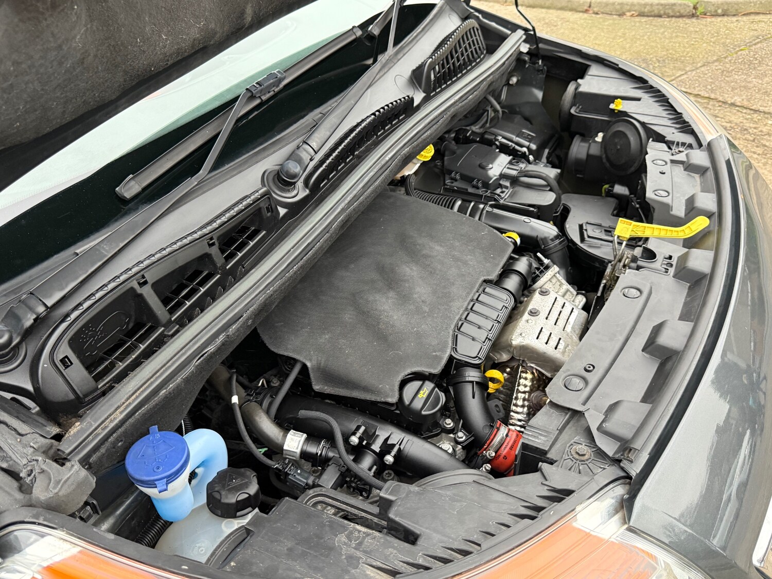 Used Citroen C3 Picasso 2015 for sale - 76947046: Photo 50