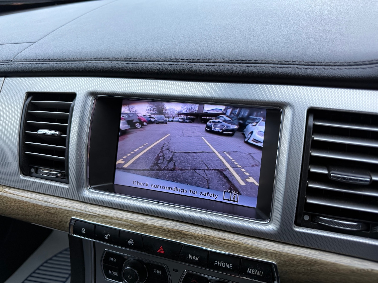 Used Jaguar XF 2012 for sale - 76505675: Photo 34