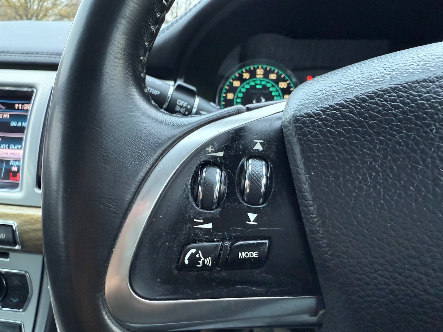 Used Jaguar XF 2012 for sale - 76505675: Photo 40