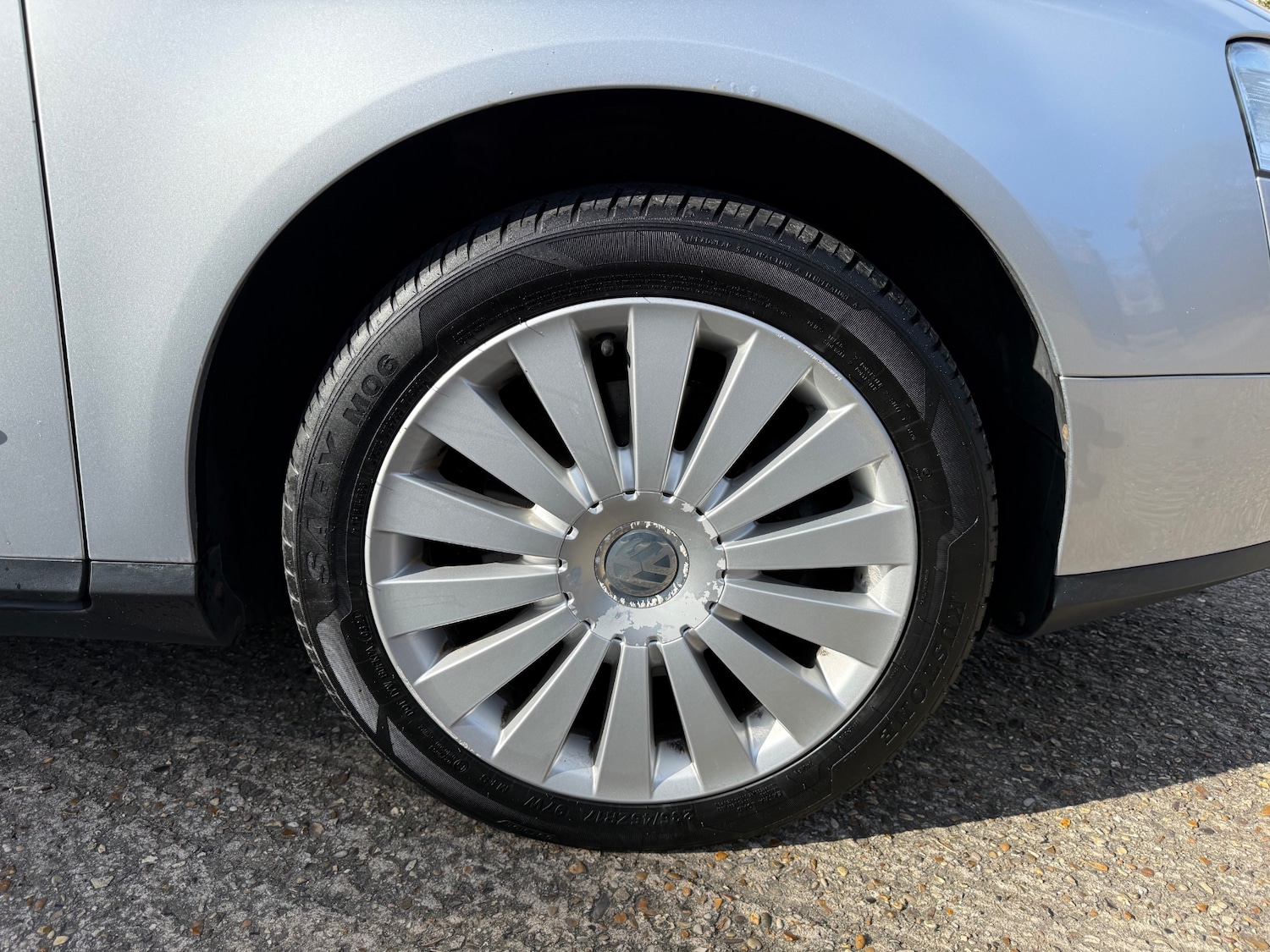 Used Volkswagen Passat 2009 for sale - 77973912: Photo 23