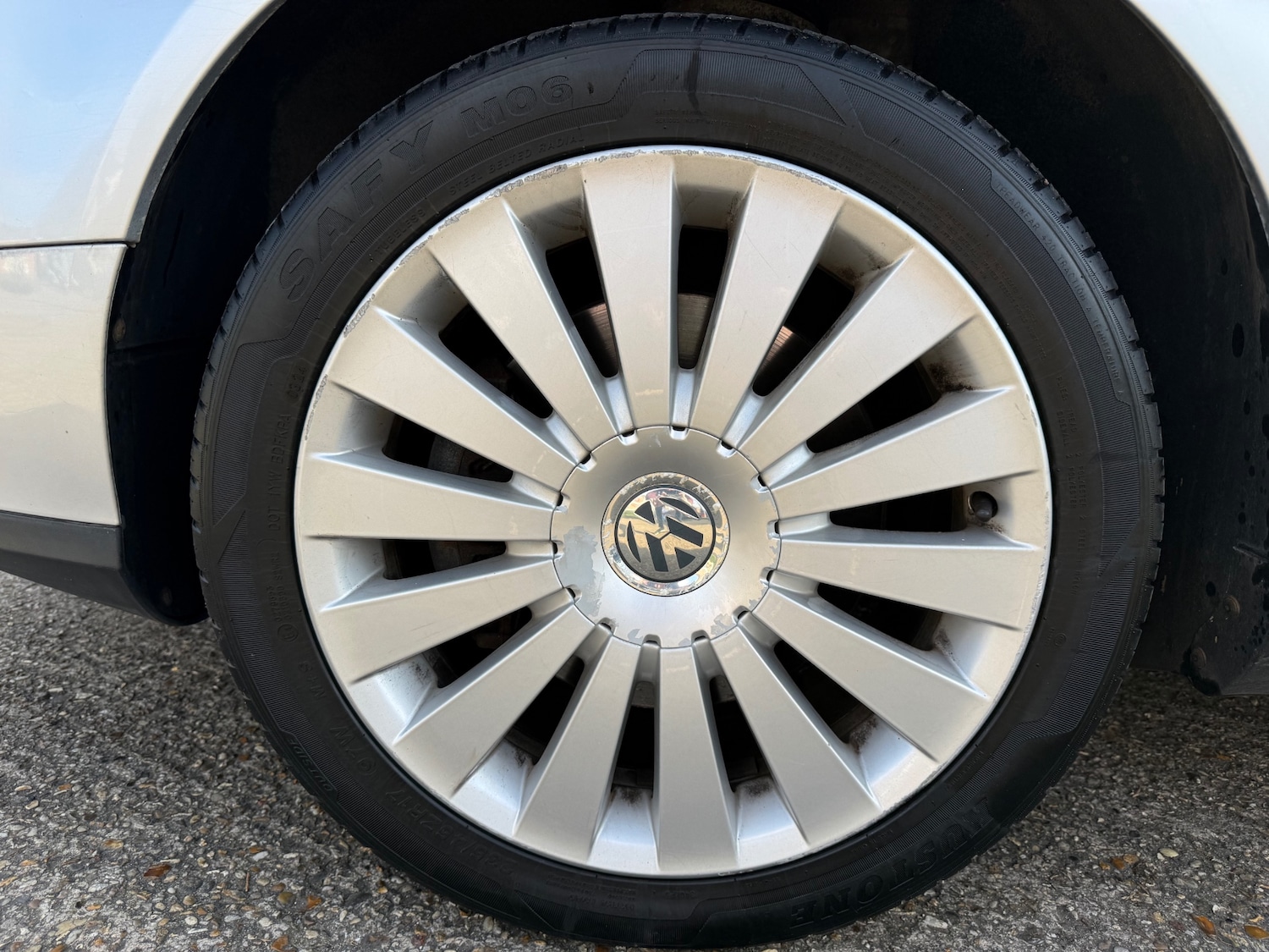 Used Volkswagen Passat 2009 for sale - 77973912: Photo 24