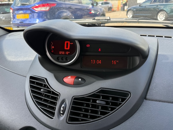 Used Renault Twingo 2012 for sale - 74388232: Photo 27