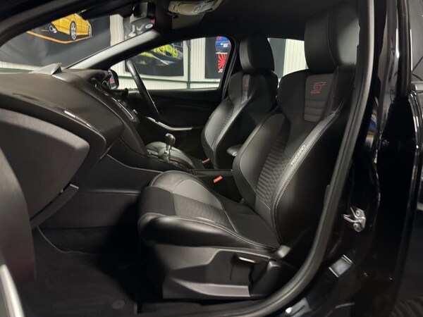 Used Ford Focus 2017 for sale - 74830136: Photo 73