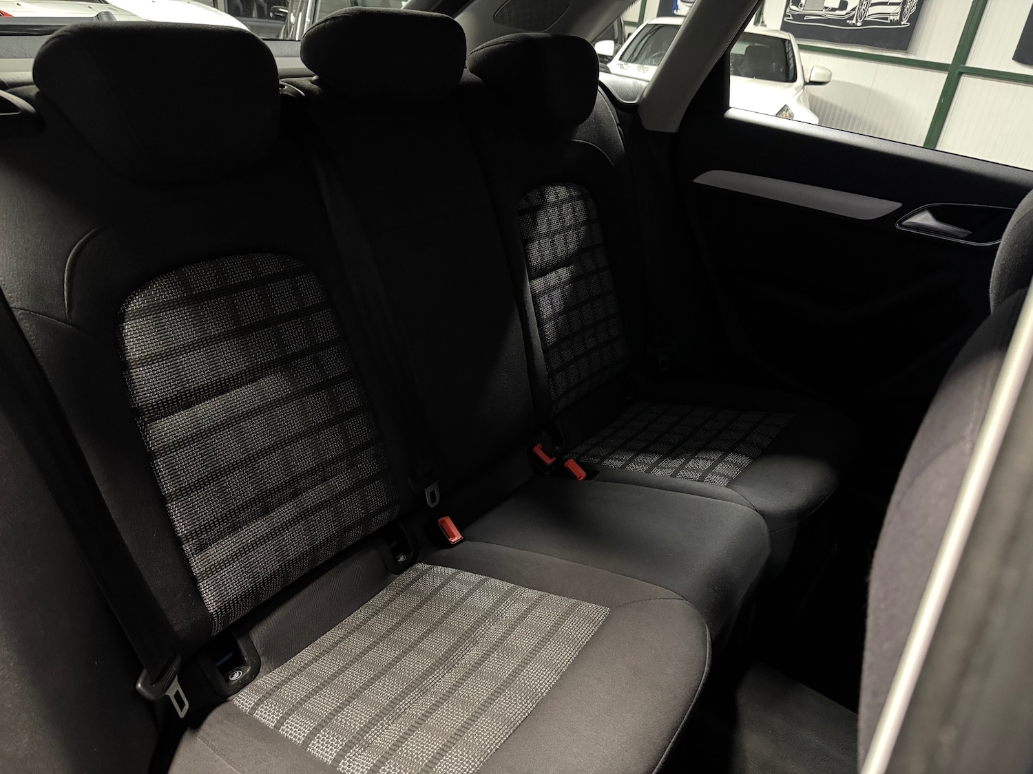 Used Audi Q3 2015 for sale - 76023976: Photo 62