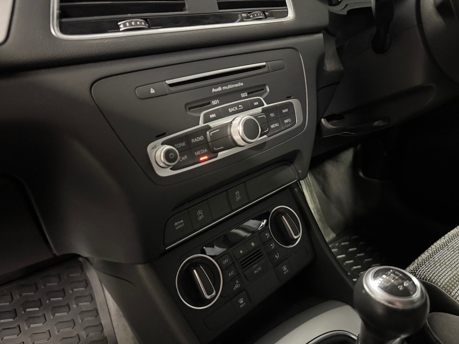 Used Audi Q3 2015 for sale - 76023976: Photo 71