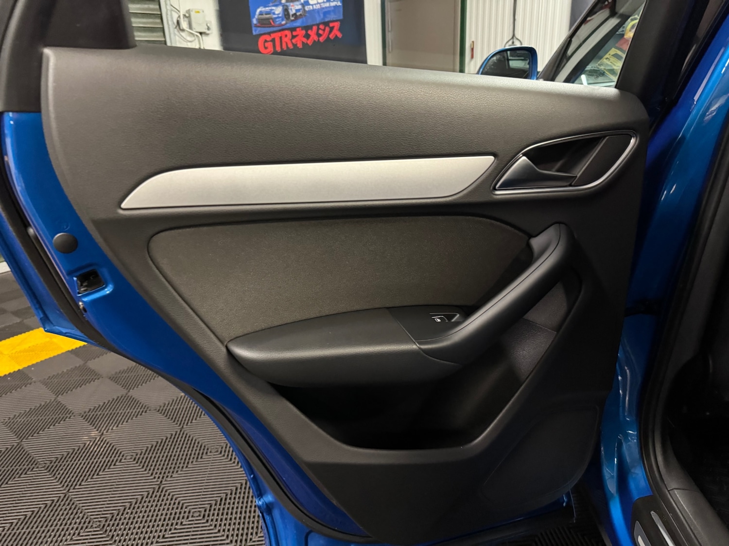 Used Audi Q3 2015 for sale - 76023976: Photo 77