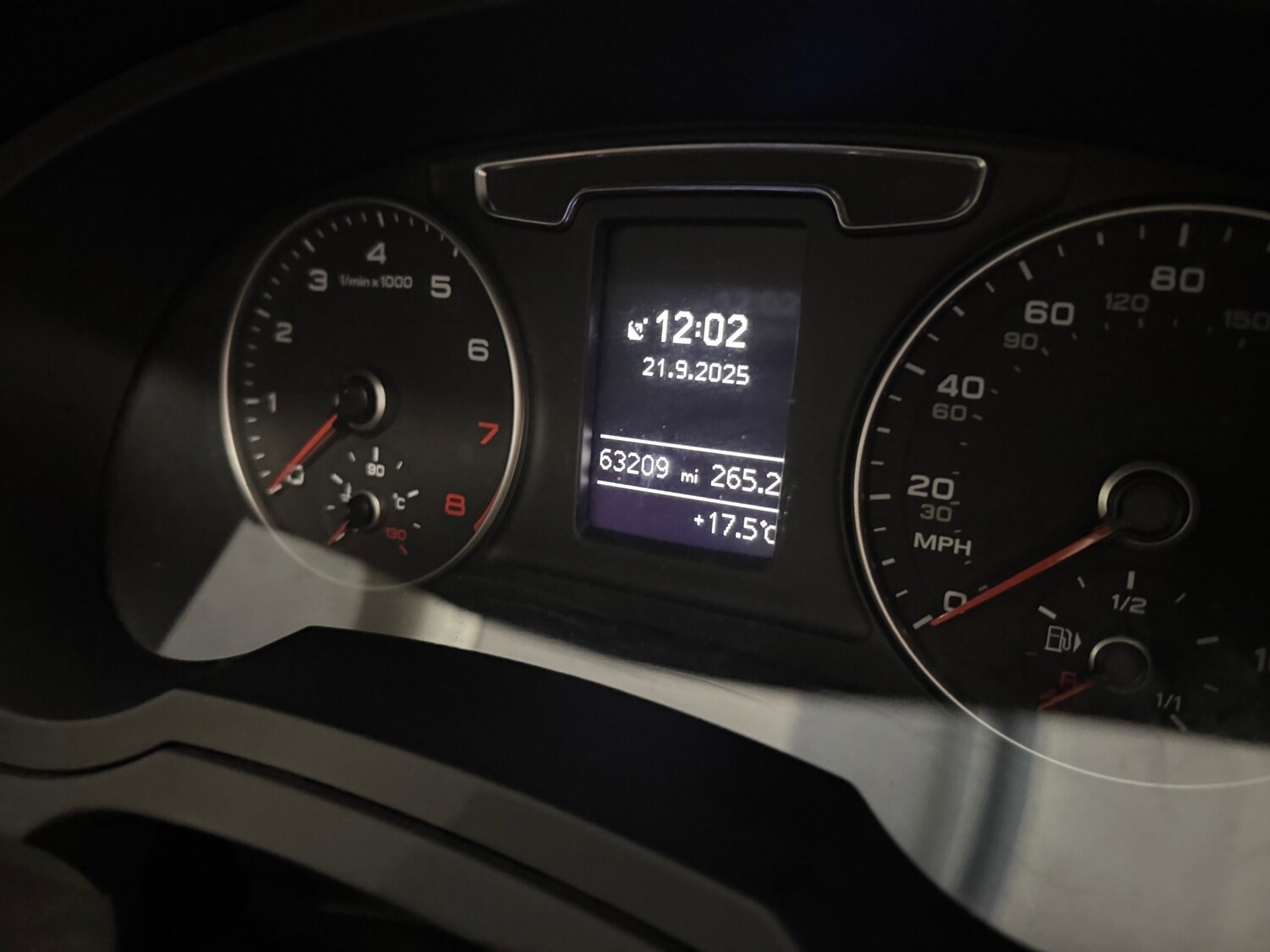 Used Audi Q3 2015 for sale - 76023976: Photo 84