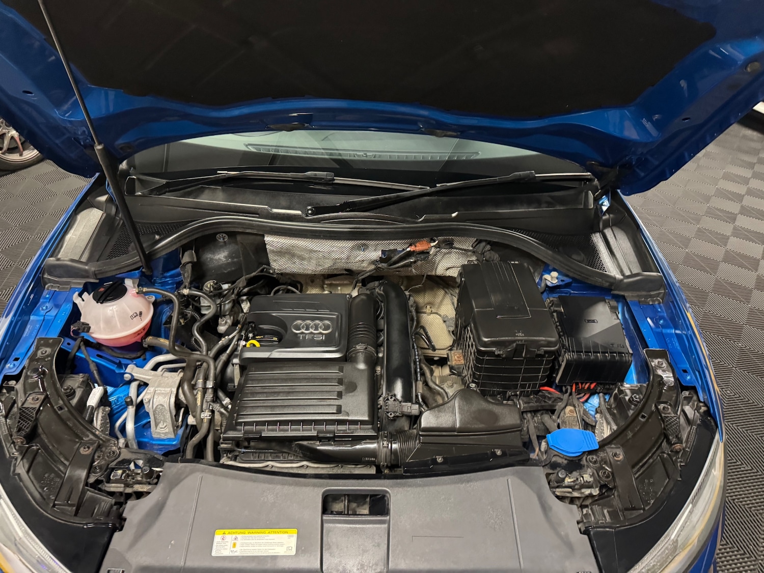 Used Audi Q3 2015 for sale - 76023976: Photo 85