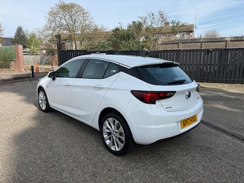 Used Vauxhall Astra 2017 for sale - 78176846: Photo