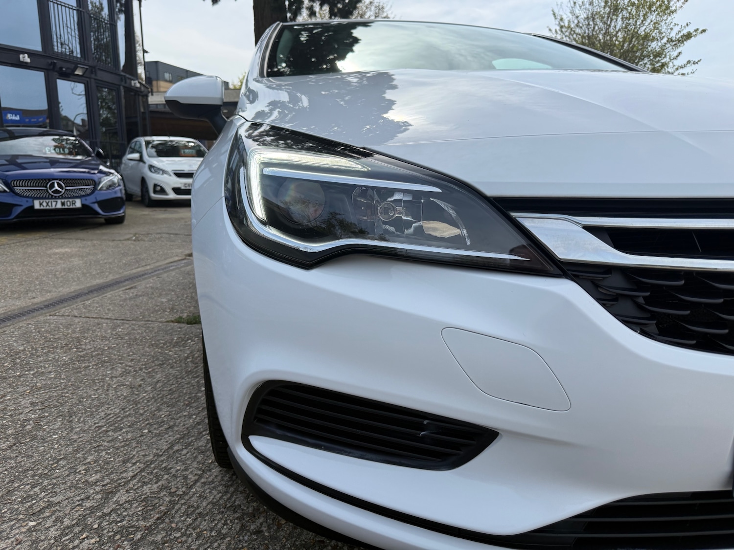Used Vauxhall Astra 2017 for sale - 78176846: Photo 53
