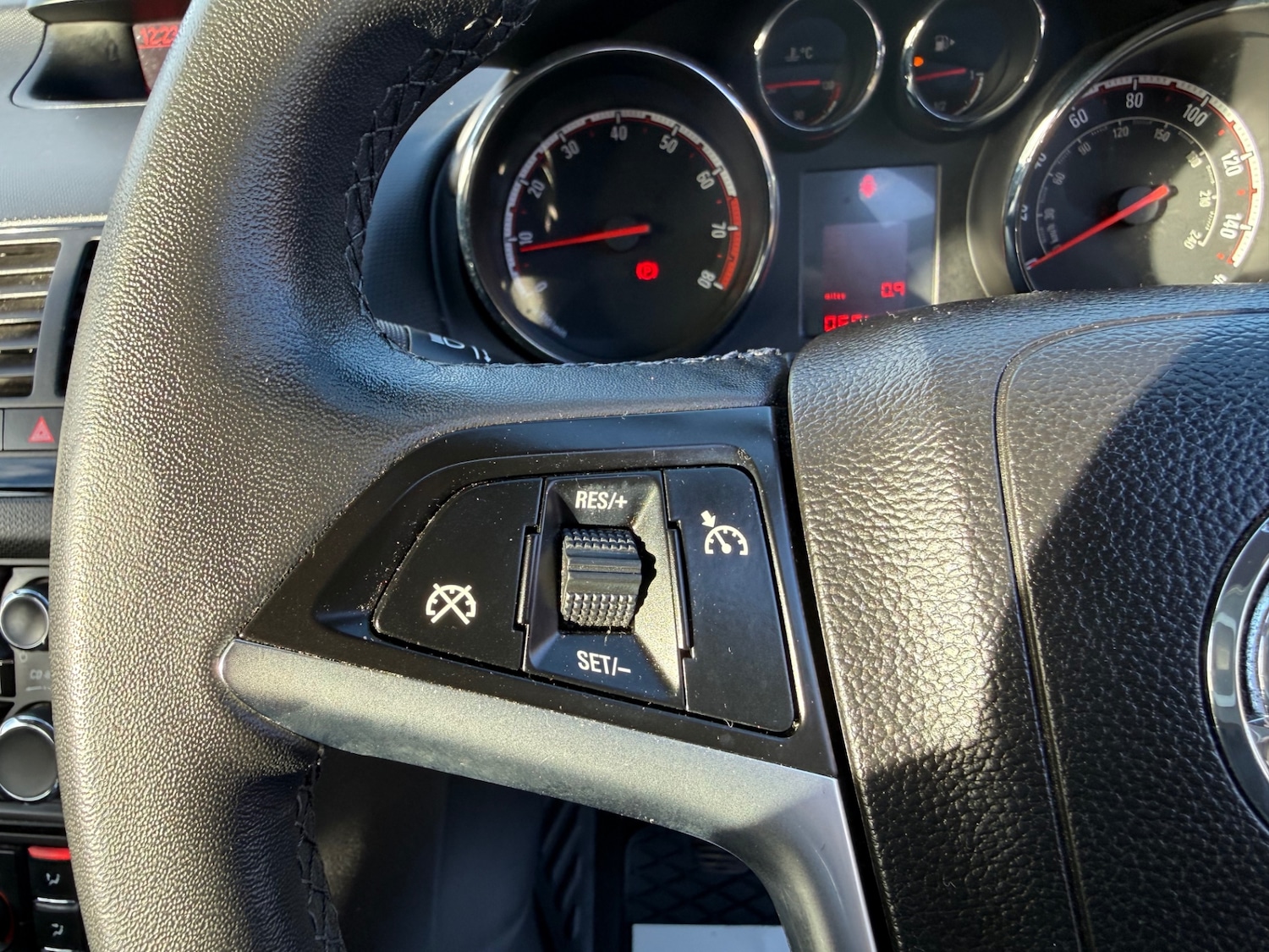 Used Vauxhall Meriva 2017 for sale - 76832891: Photo 34