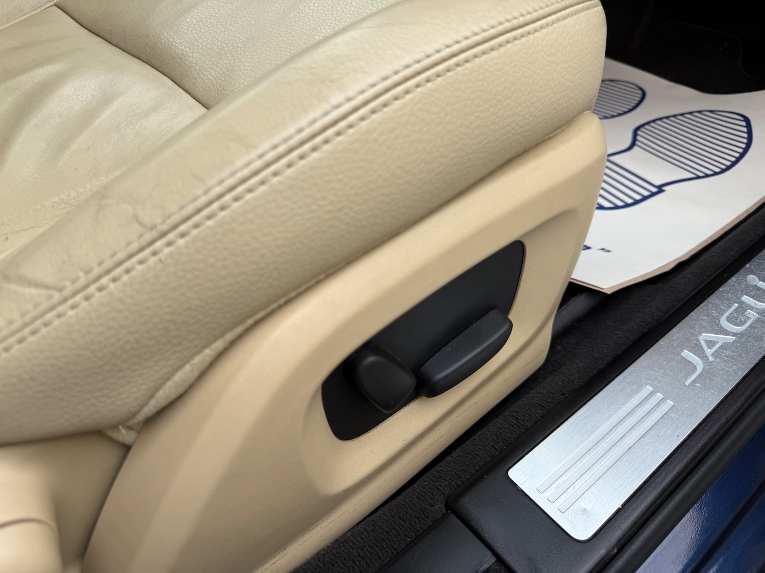 Used Jaguar XF 2015 for sale - 76252689: Photo 15