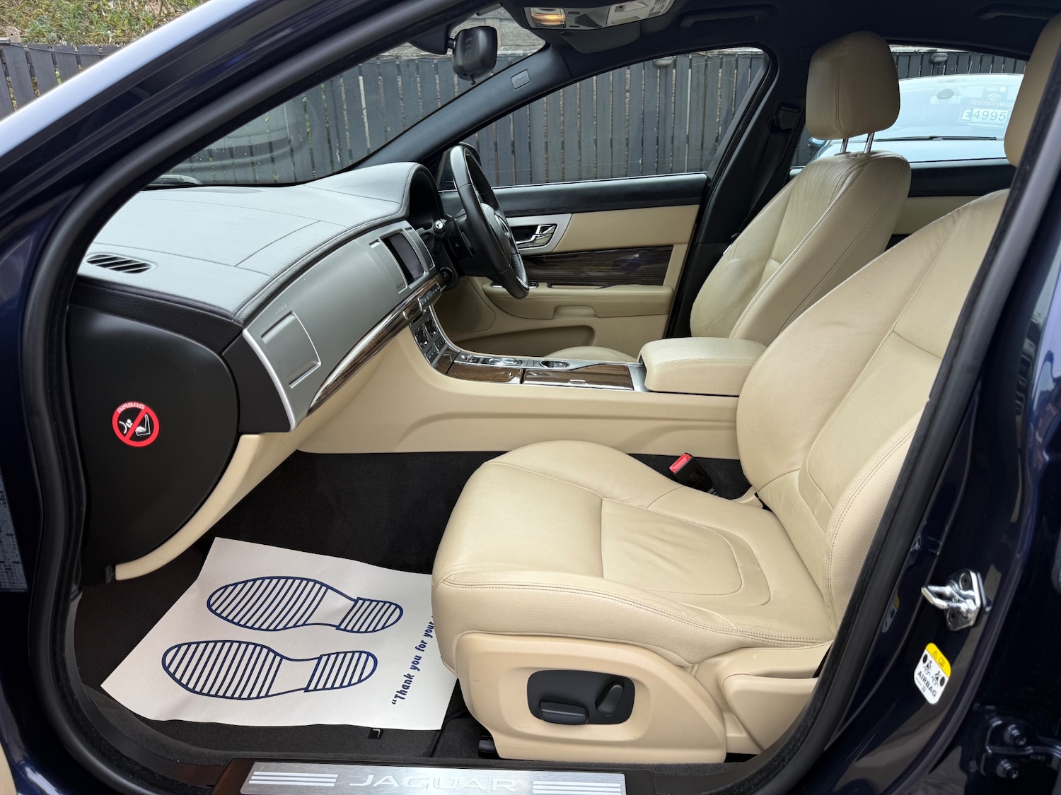 Used Jaguar XF 2015 for sale - 76252689: Photo 21