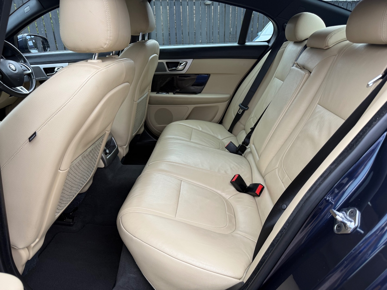 Used Jaguar XF 2015 for sale - 76252689: Photo 25