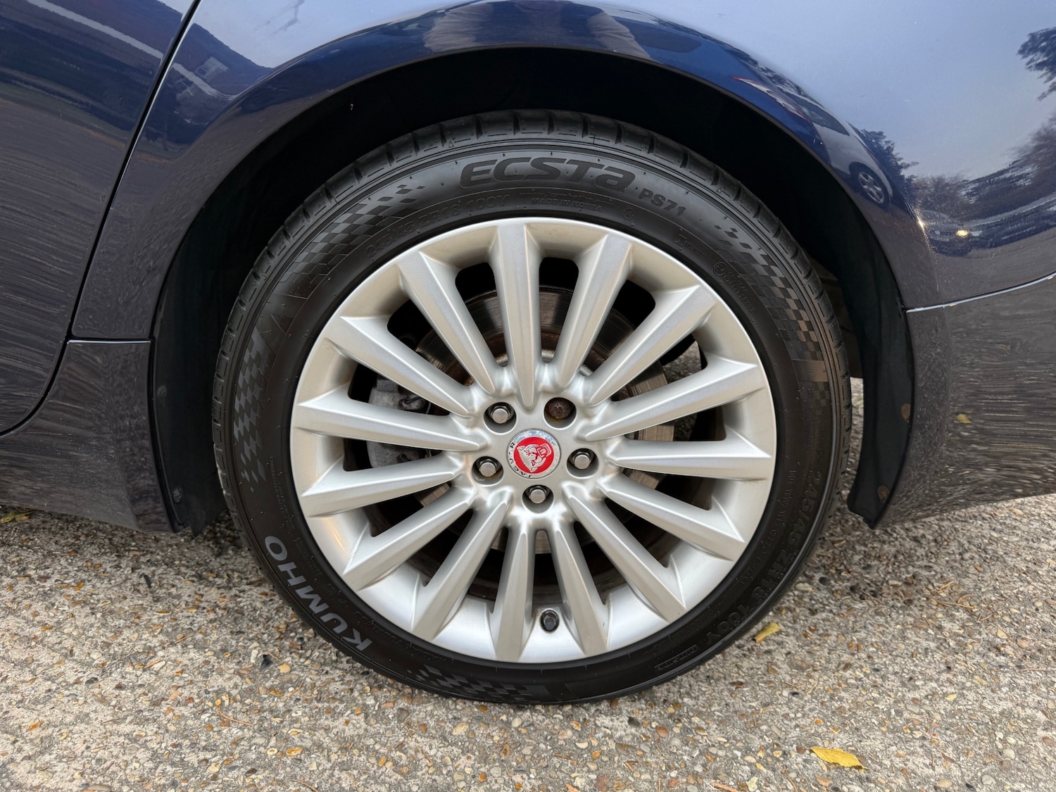 Used Jaguar XF 2015 for sale - 76252689: Photo 32