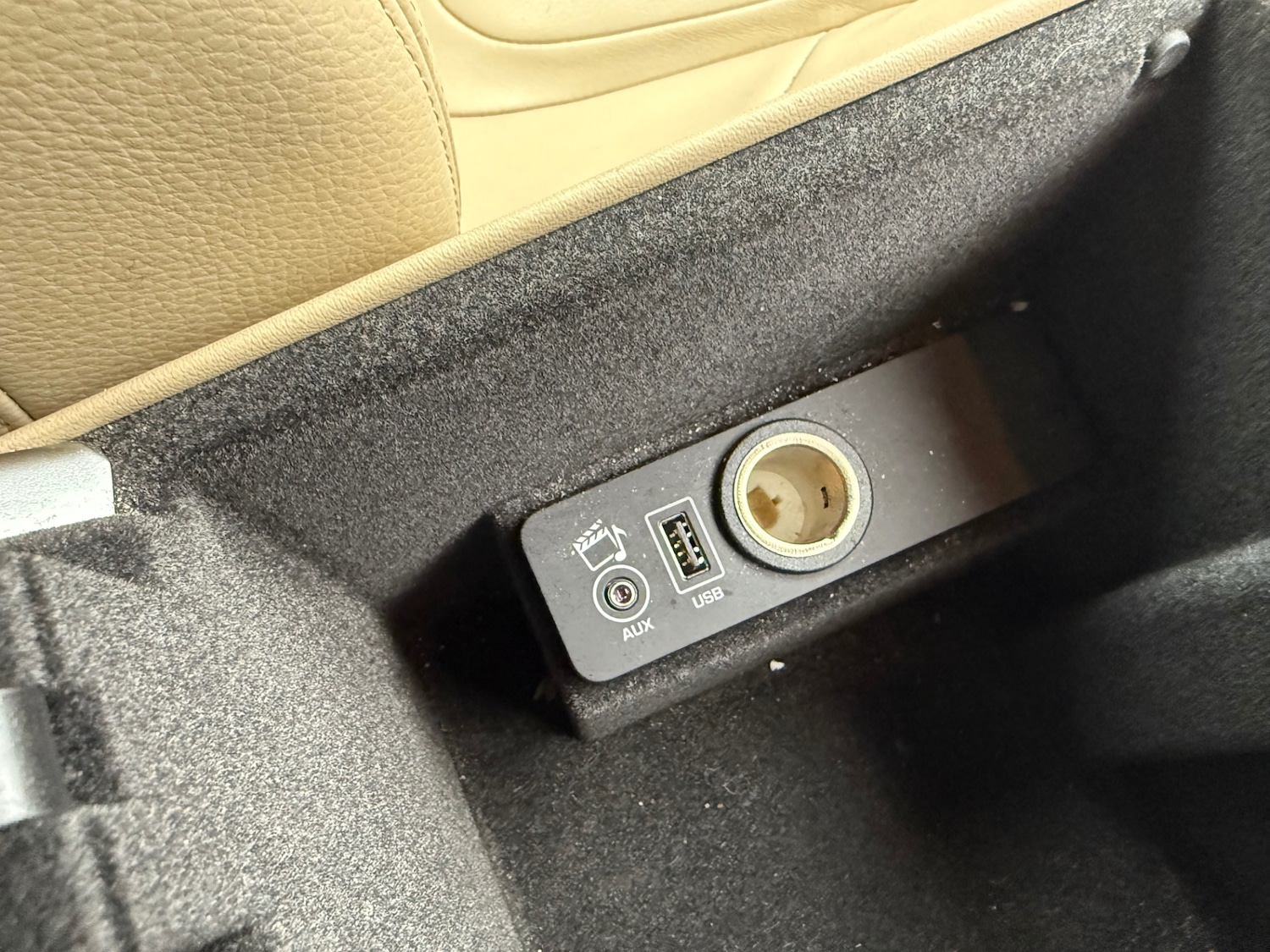 Used Jaguar XF 2015 for sale - 76252689: Photo 46