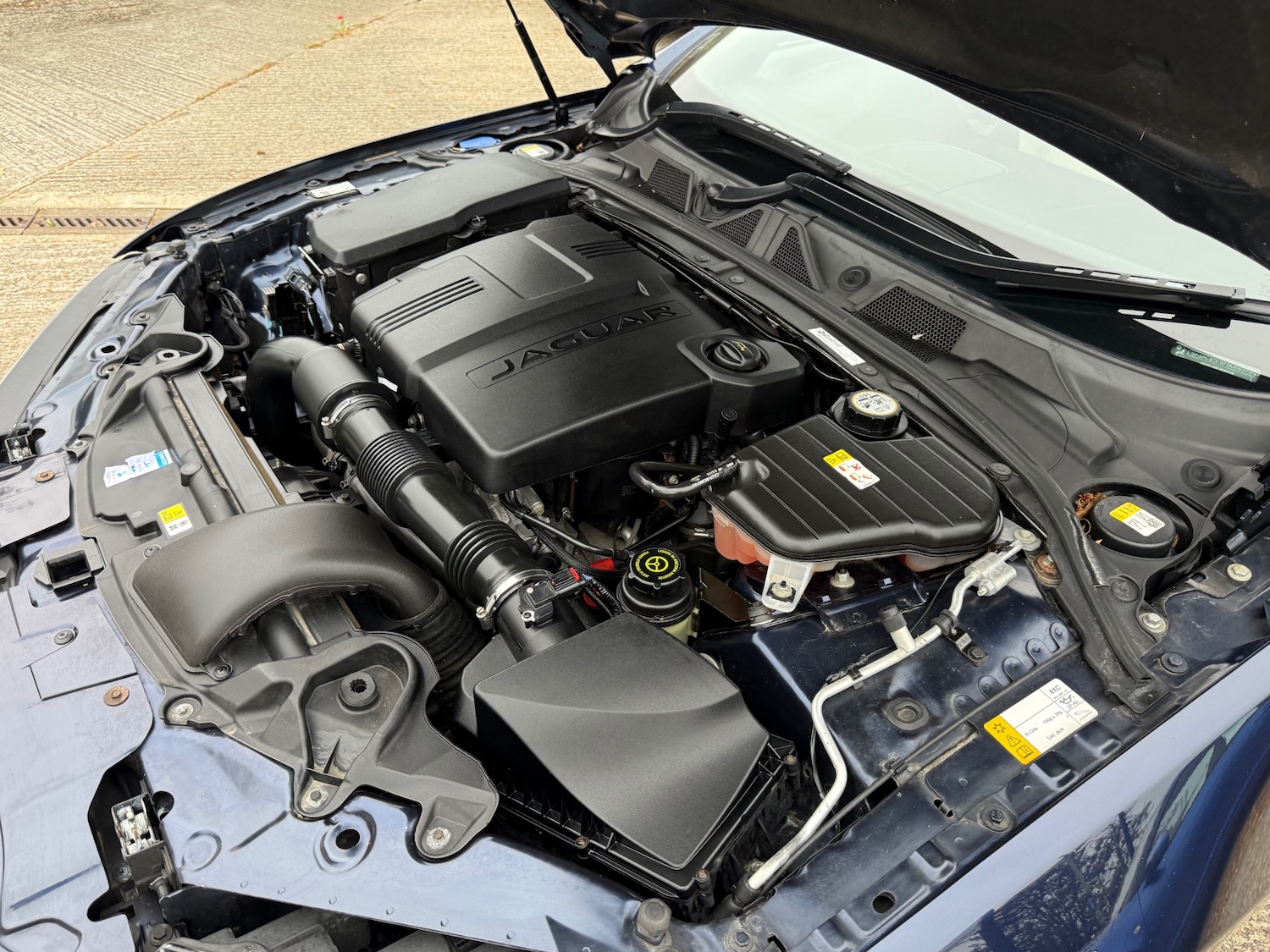 Used Jaguar XF 2015 for sale - 76252689: Photo 49