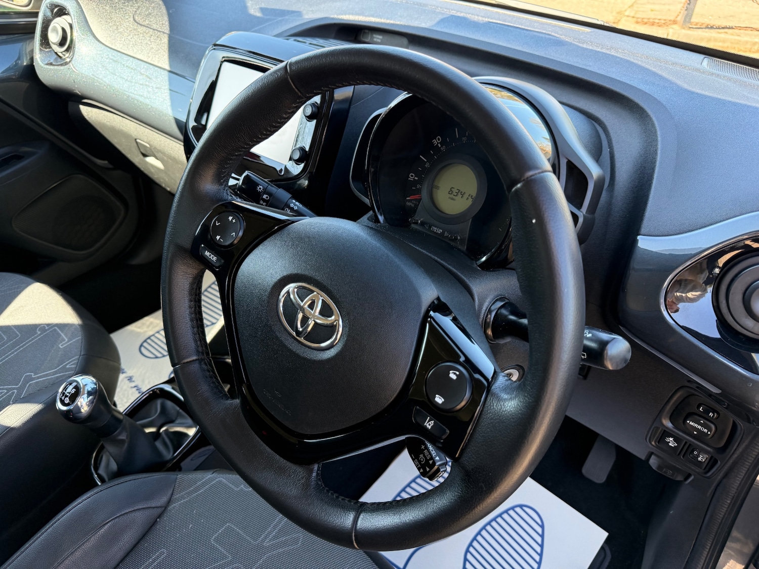 Used Toyota AYGO 2015 for sale - 77932976: Photo 10