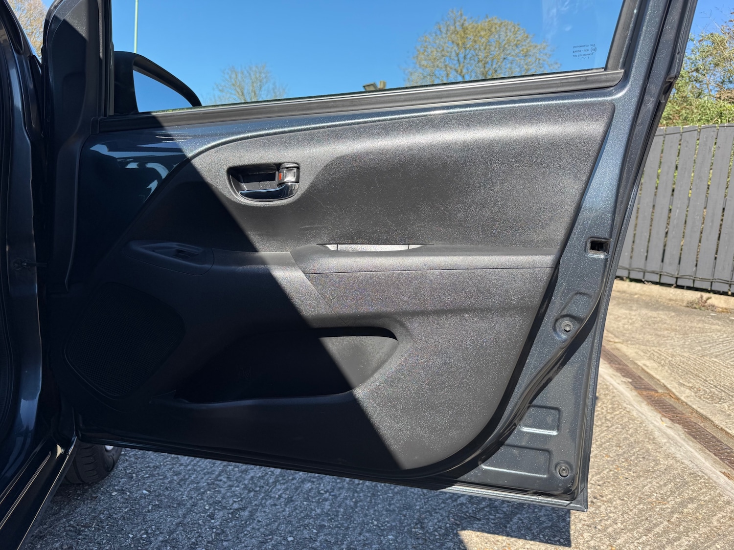 Used Toyota AYGO 2015 for sale - 77932976: Photo 15