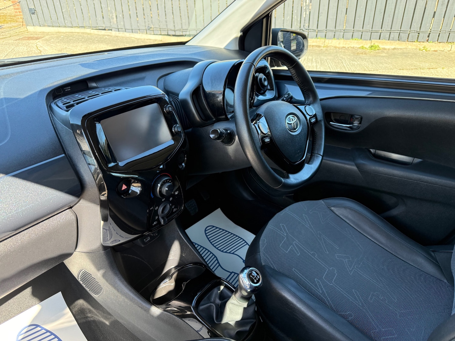 Used Toyota AYGO 2015 for sale - 77932976: Photo 20