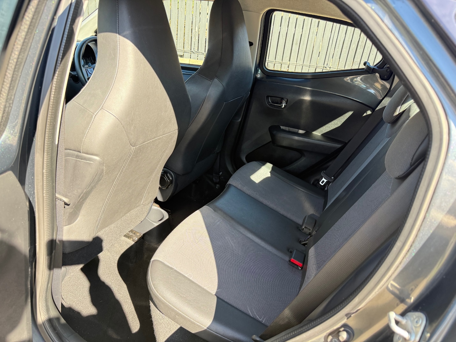 Used Toyota AYGO 2015 for sale - 77932976: Photo 26