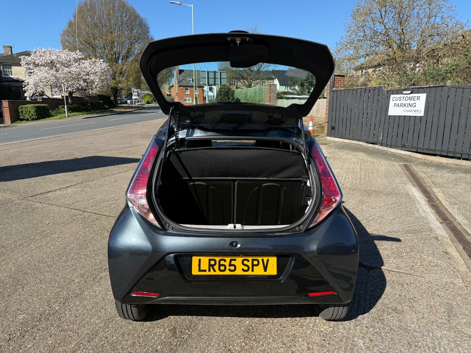 Used Toyota AYGO 2015 for sale - 77932976: Photo 29