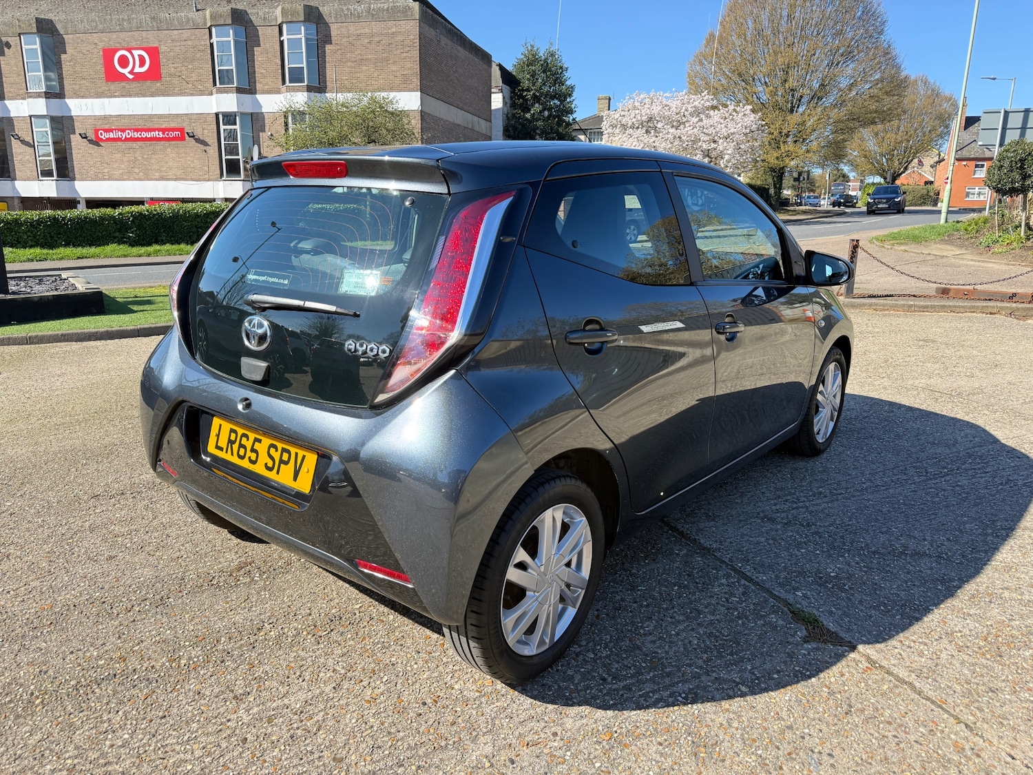 Used Toyota AYGO 2015 for sale - 77932976: Photo 5