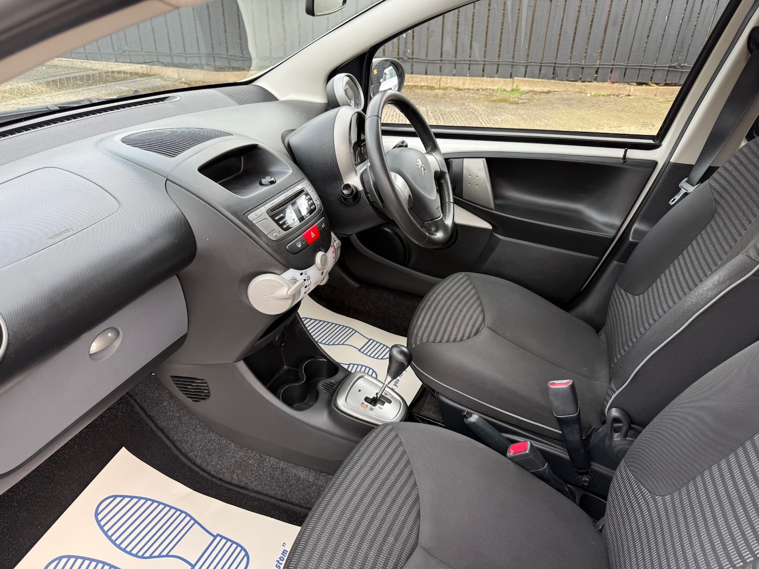 Used Peugeot 107 2013 for sale - 77590143: Photo 17