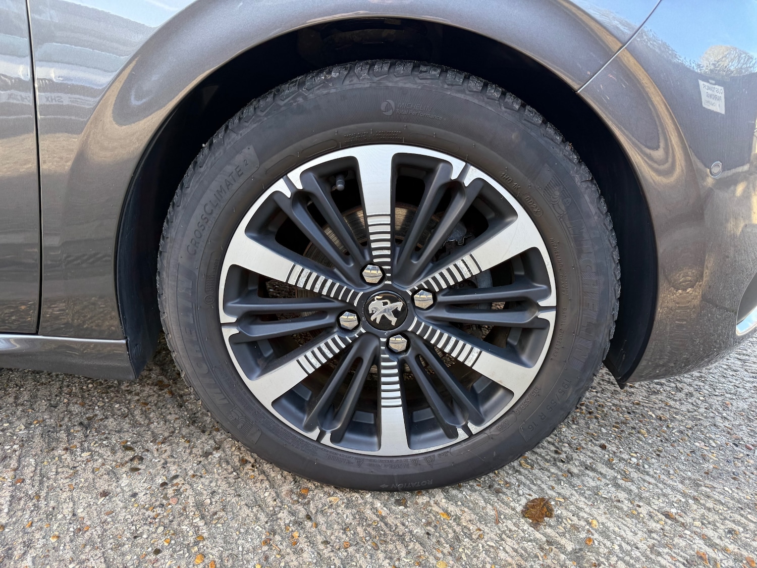 Used Peugeot 208 2018 for sale - 76565236: Photo 30