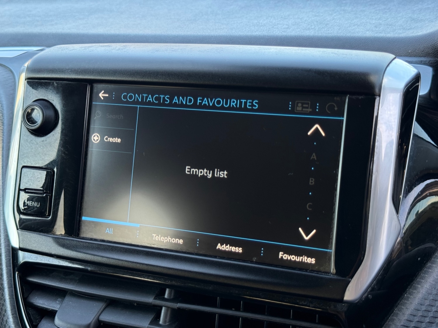 Used Peugeot 208 2018 for sale - 76565236: Photo 38