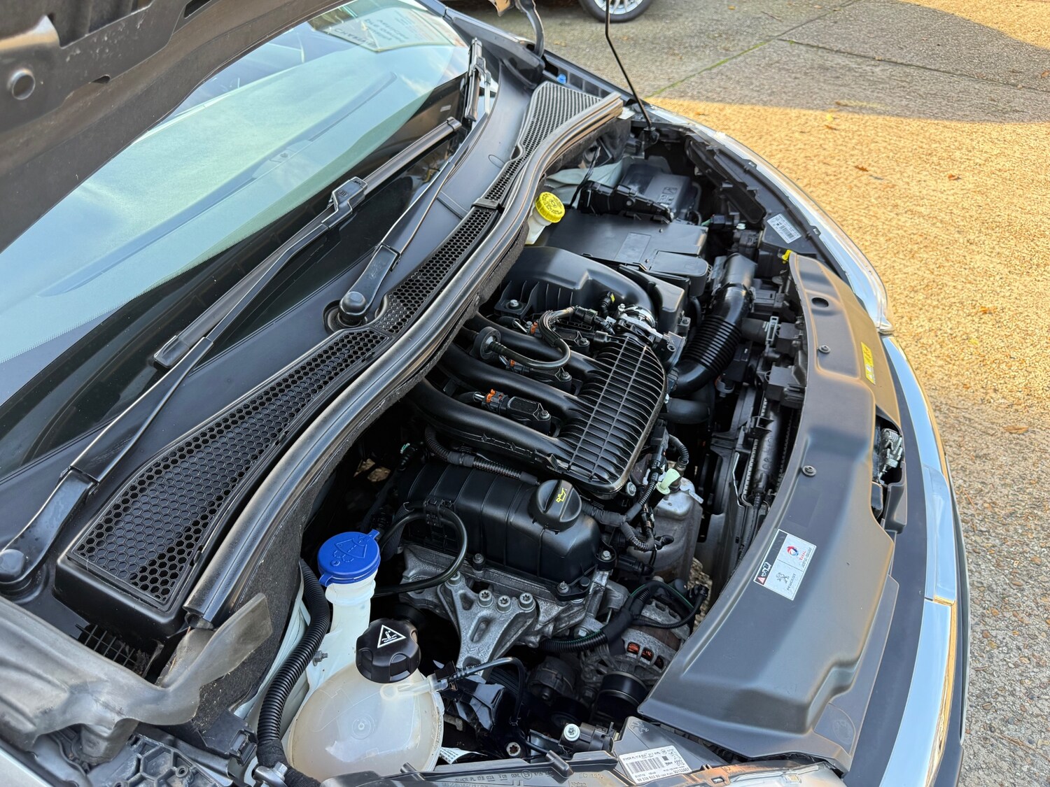 Used Peugeot 208 2018 for sale - 76565236: Photo 50