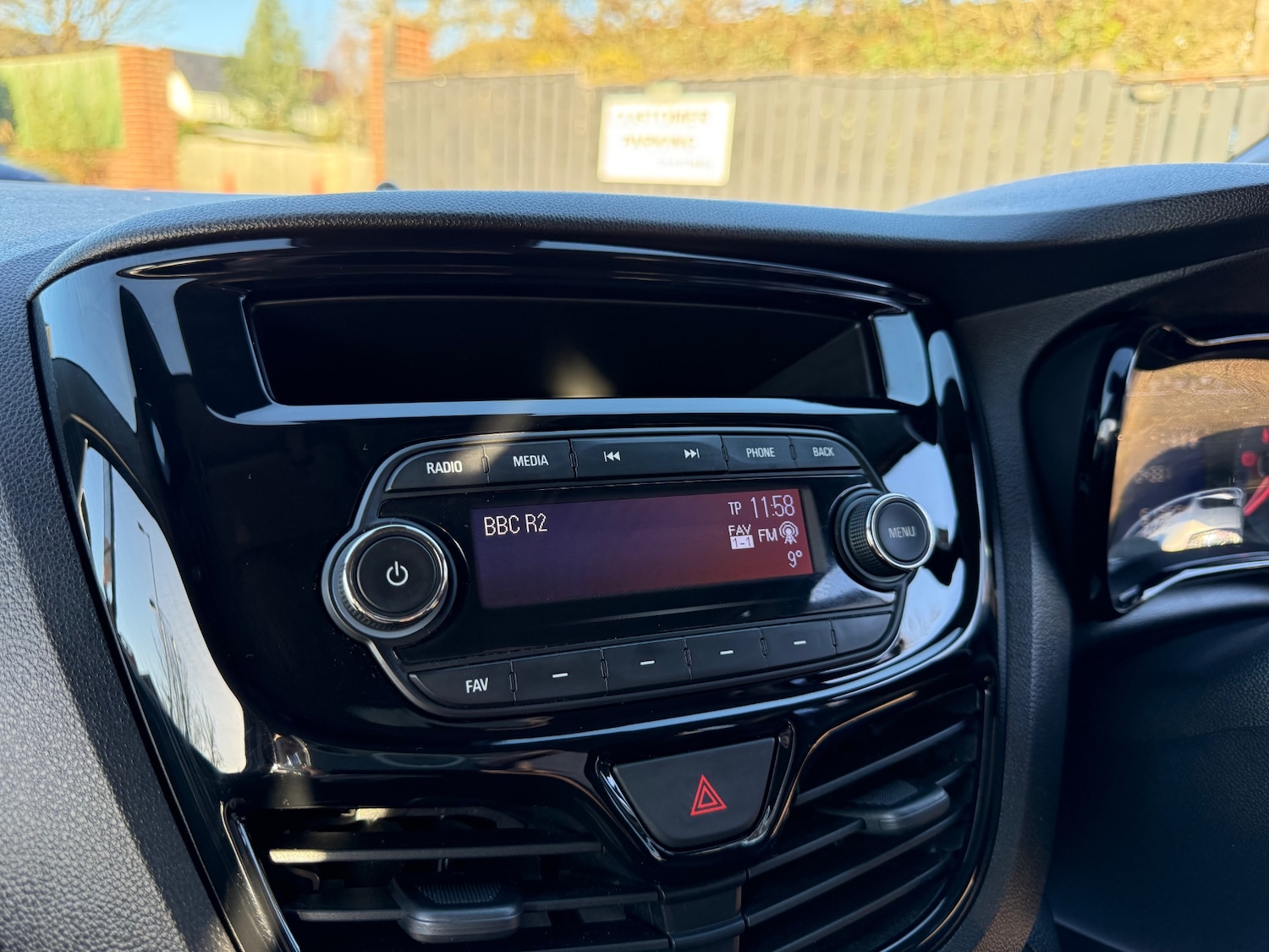 Used Vauxhall Viva 2016 for sale - 76777891: Photo 50