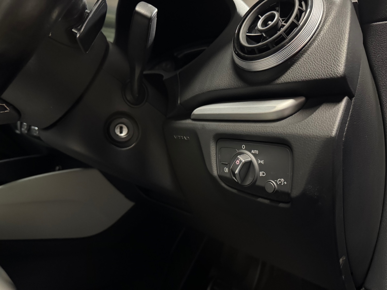 Used Audi A3 2016 for sale - 76376993: Photo 60