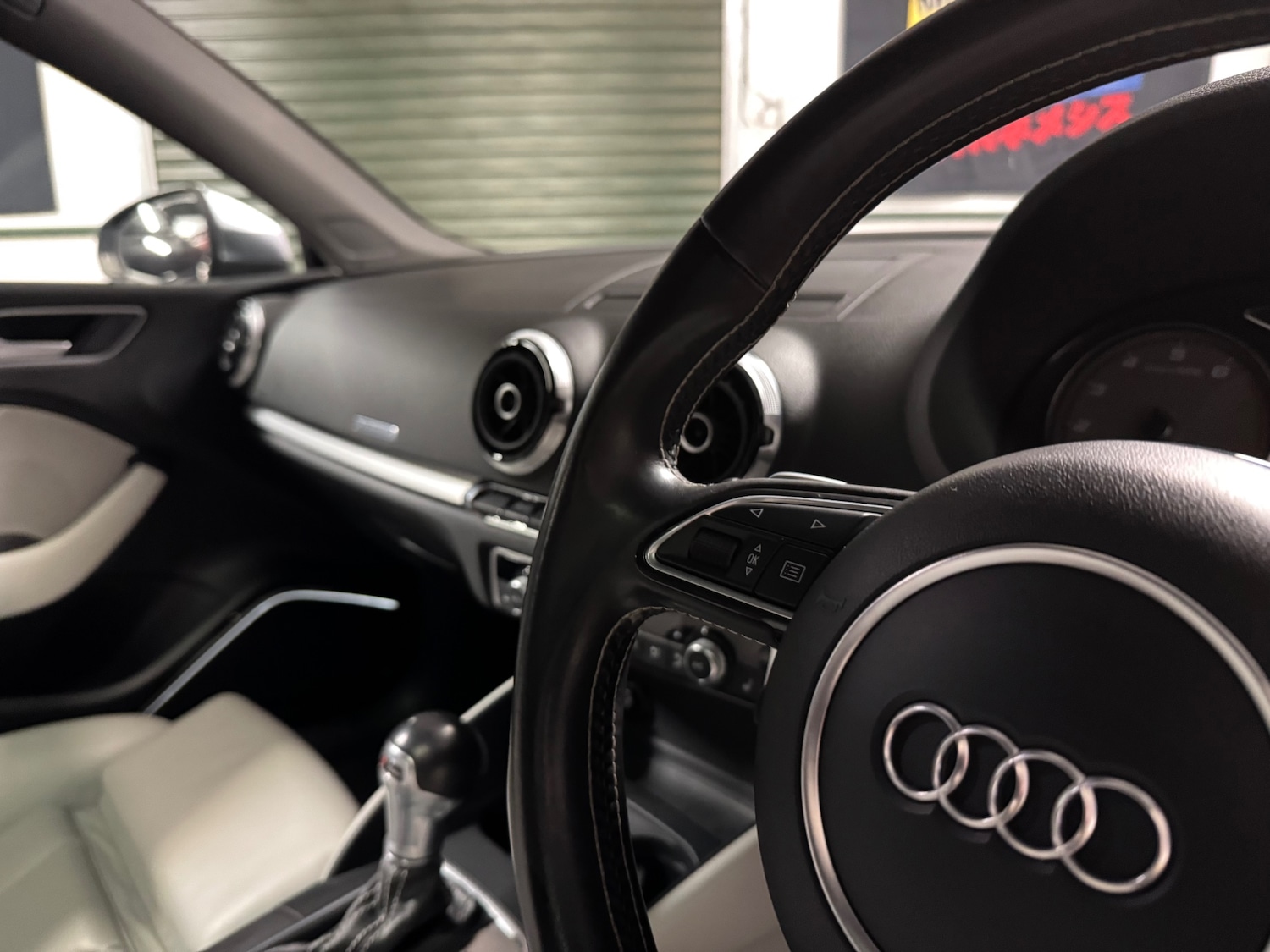 Used Audi A3 2016 for sale - 76376993: Photo 62