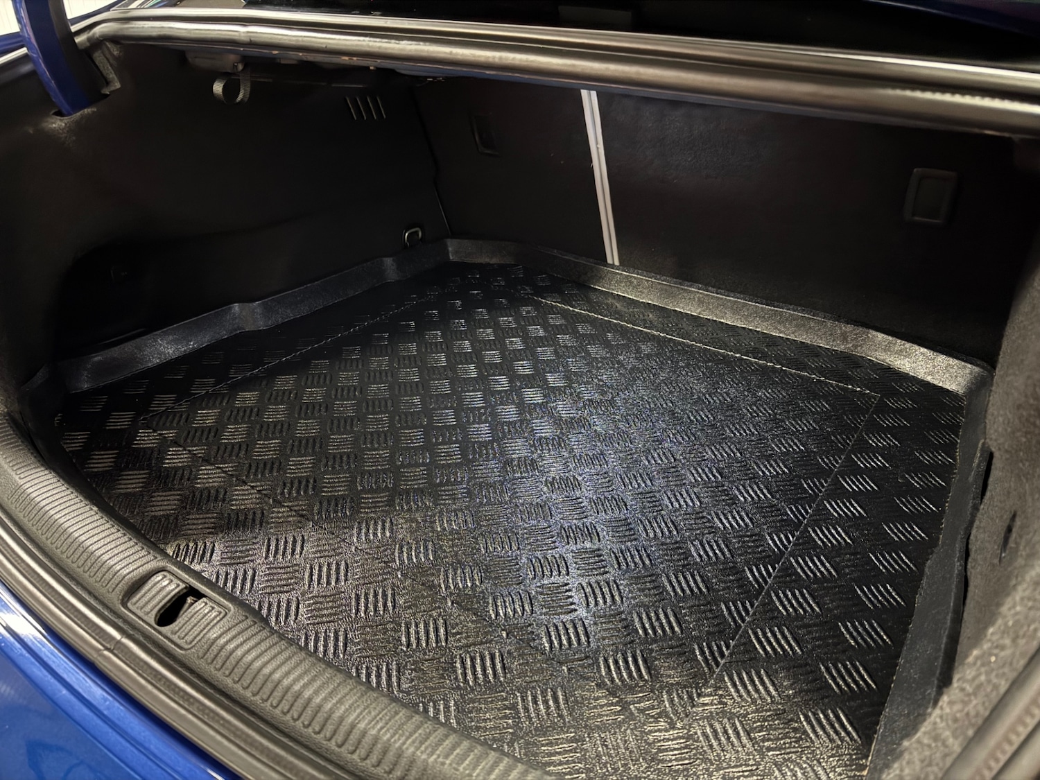 Used Audi A3 2016 for sale - 76376993: Photo 85