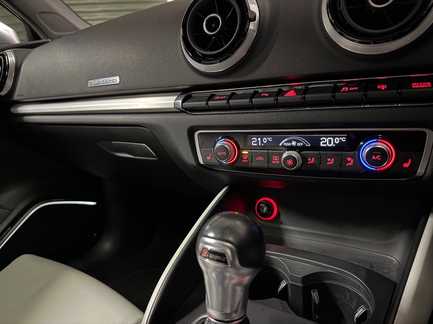 Used Audi A3 2016 for sale - 76376993: Photo 94