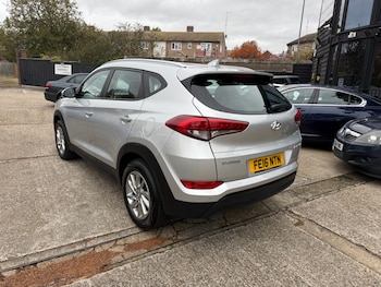 Used Hyundai TUCSON 2016 for sale - 76402501: Photo