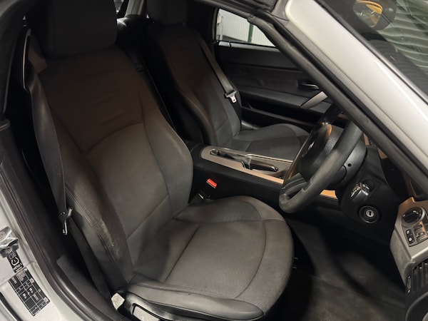 Used BMW Z4 2004 for sale - 76293331: Photo 52