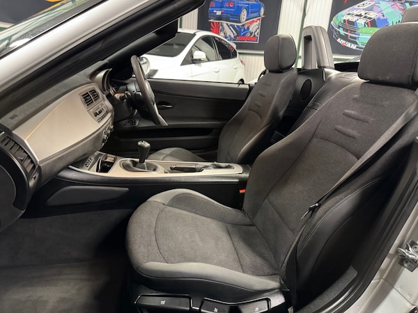 Used BMW Z4 2004 for sale - 76293331: Photo 84