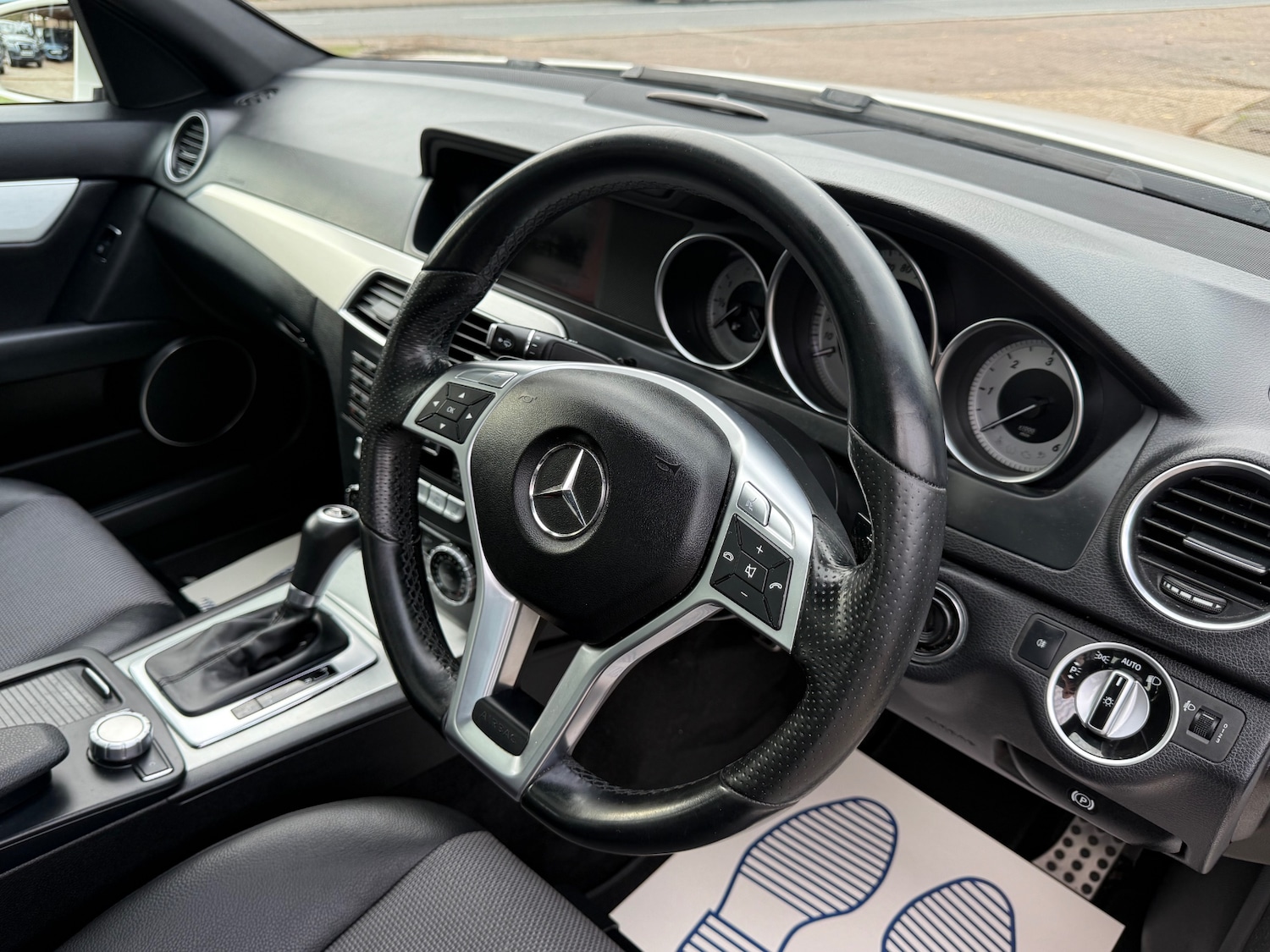 Used Mercedes-Benz C Class 2013 for sale - 76402055: Photo 14