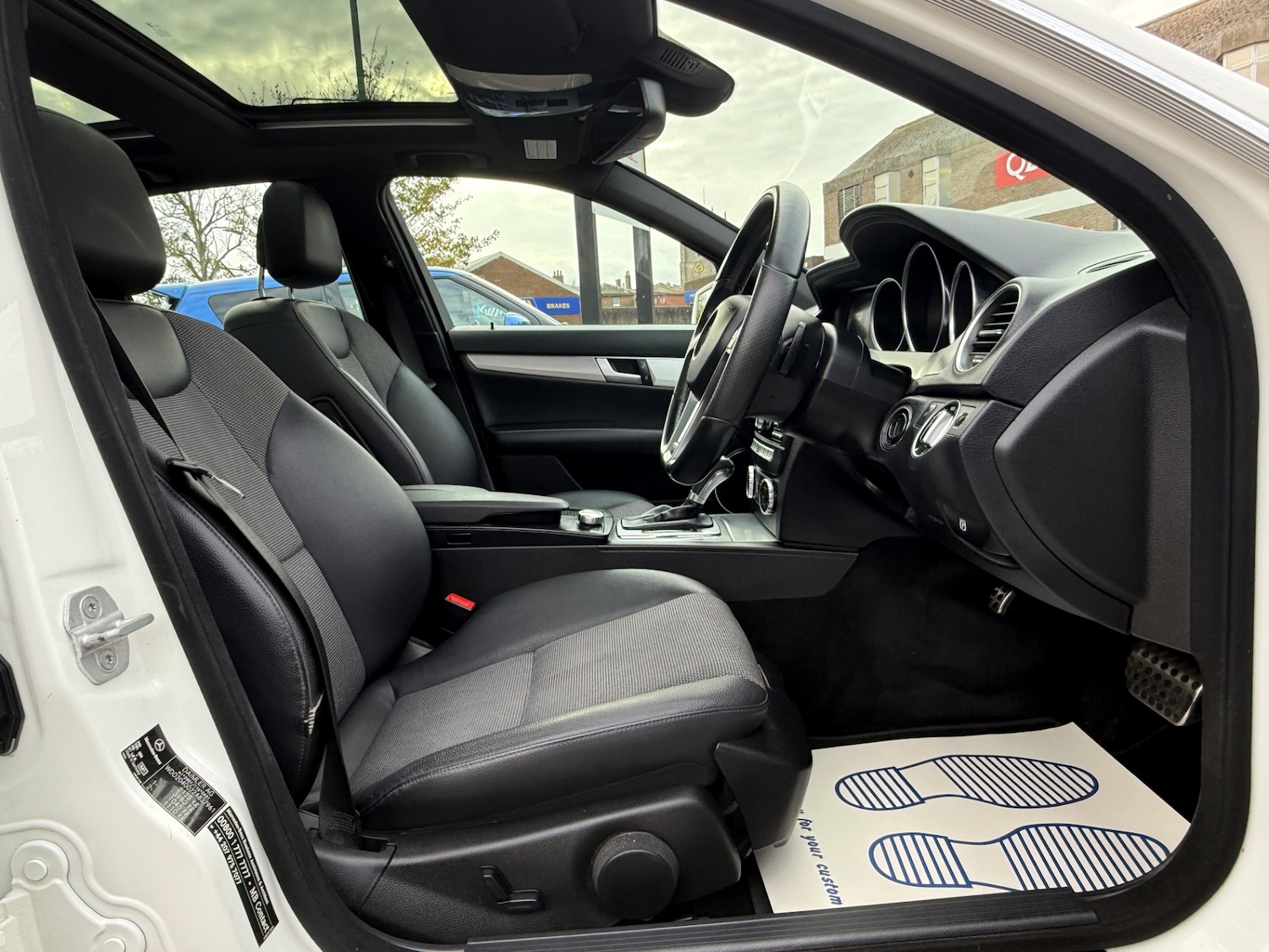 Used Mercedes-Benz C Class 2013 for sale - 76402055: Photo 17