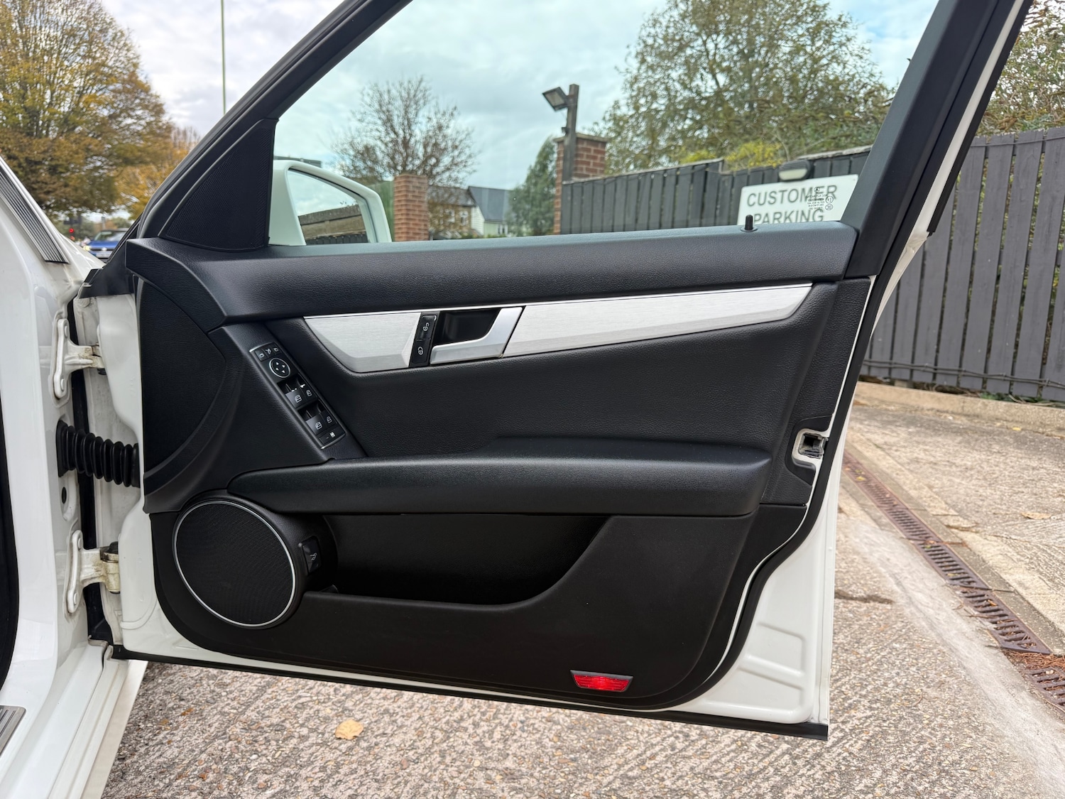 Used Mercedes-Benz C Class 2013 for sale - 76402055: Photo 19