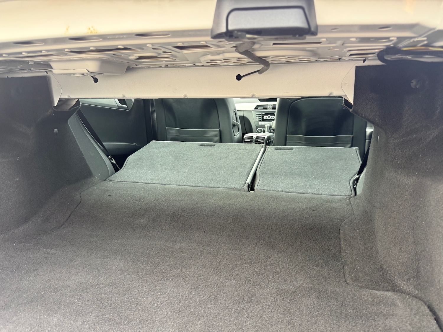 Used Mercedes-Benz C Class 2013 for sale - 76402055: Photo 37