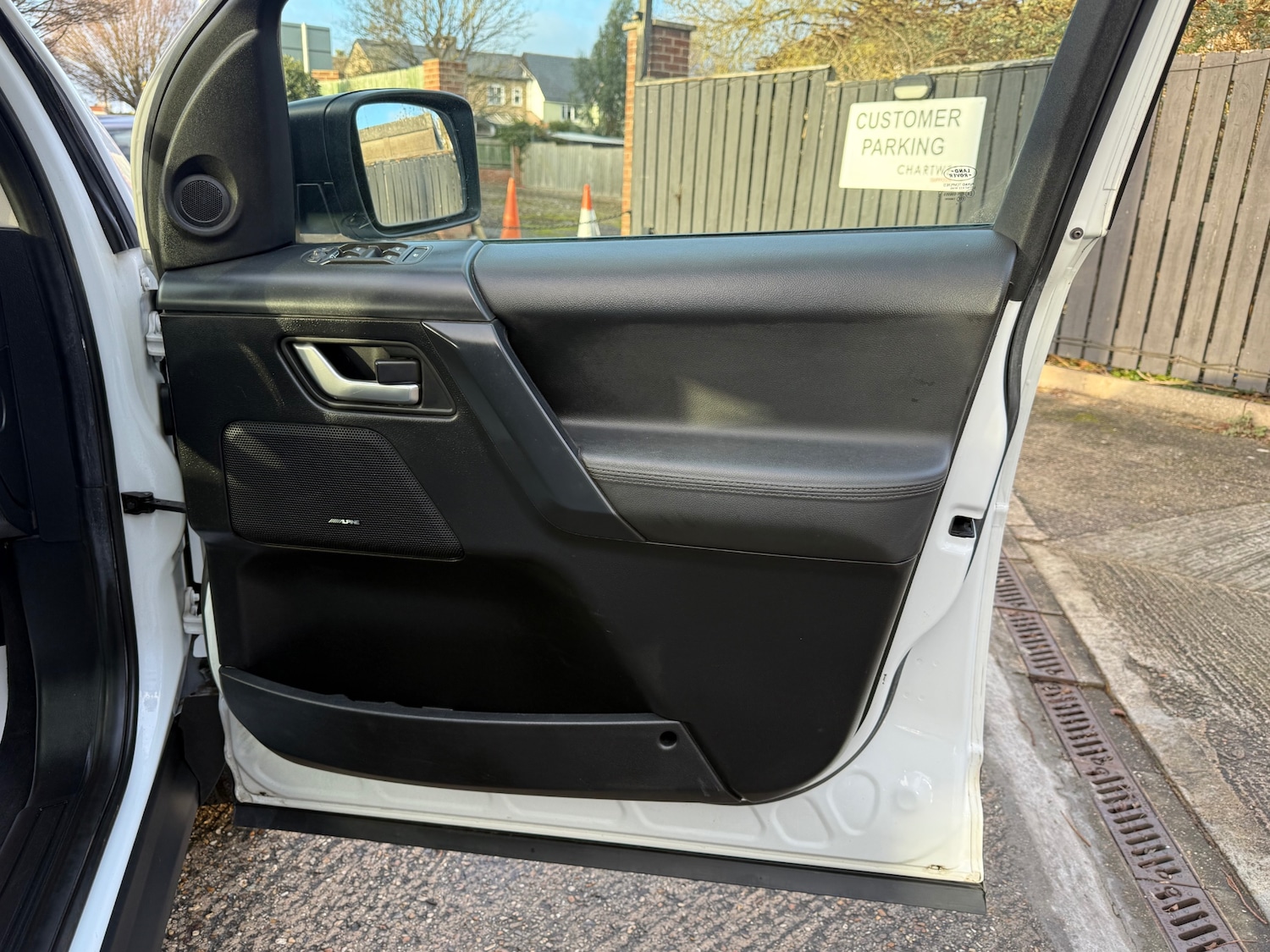 Used Land Rover Freelander 2011 for sale - 77135707: Photo 17