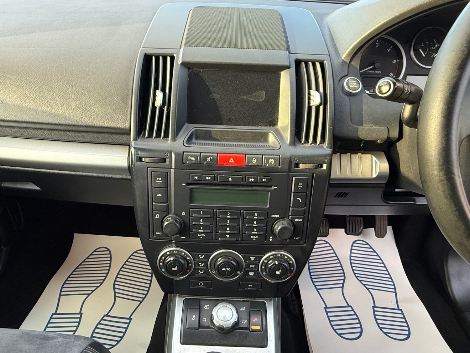 Used Land Rover Freelander 2011 for sale - 77135707: Photo 37