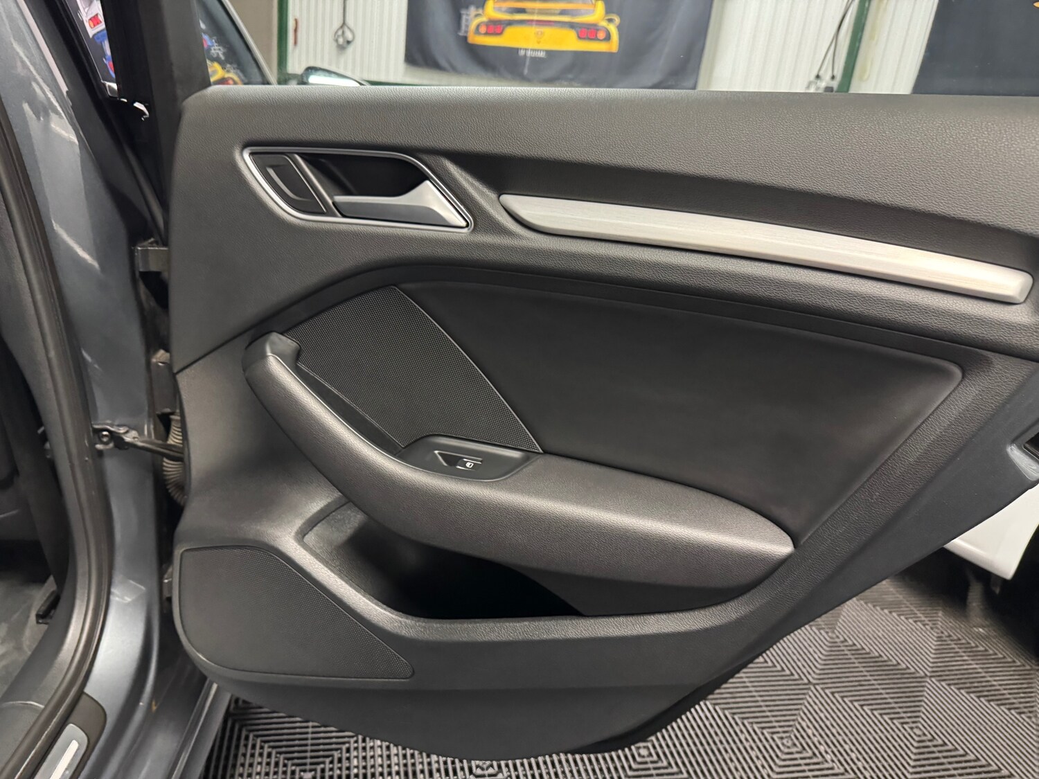 Used Audi A3 2014 for sale - 76198744: Photo 71