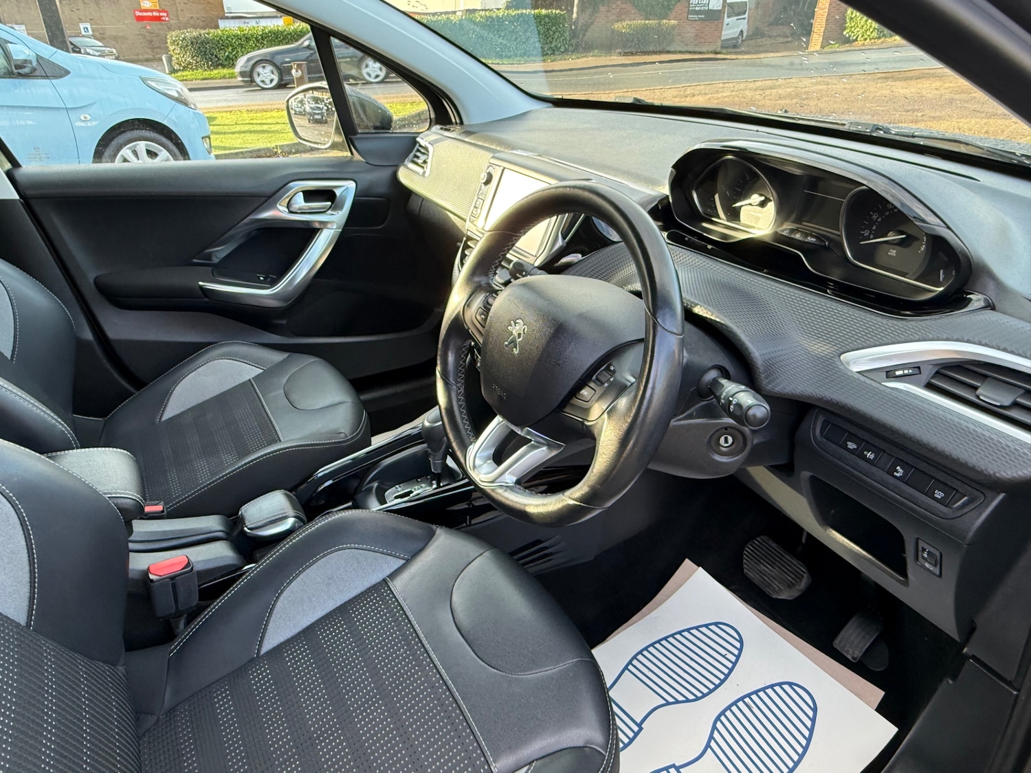 Used Peugeot 2008 2016 for sale - 76835056: Photo 12